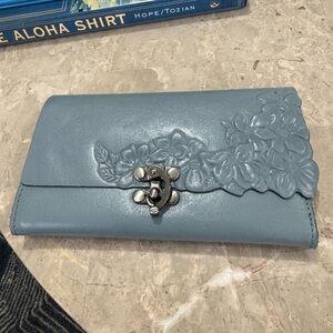 Patricia Nash Hand Cut Collection Teresa Wallet Blue Leather